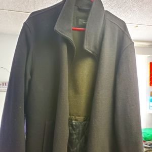Black Mens Alfani Peacoat. Size XL.